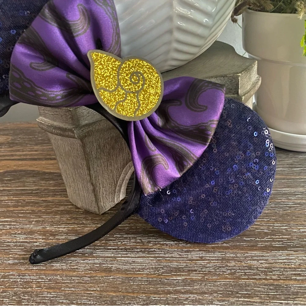 Disney 100‎ Villains Ursula Sequined Mickey Mouse Ears Headband Black Purple
